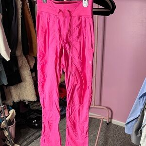LULU lemon Bright Pink Athletic Pants. Size6